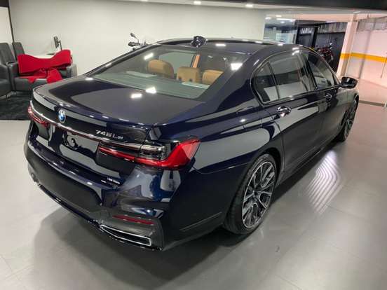 BMW 745Le